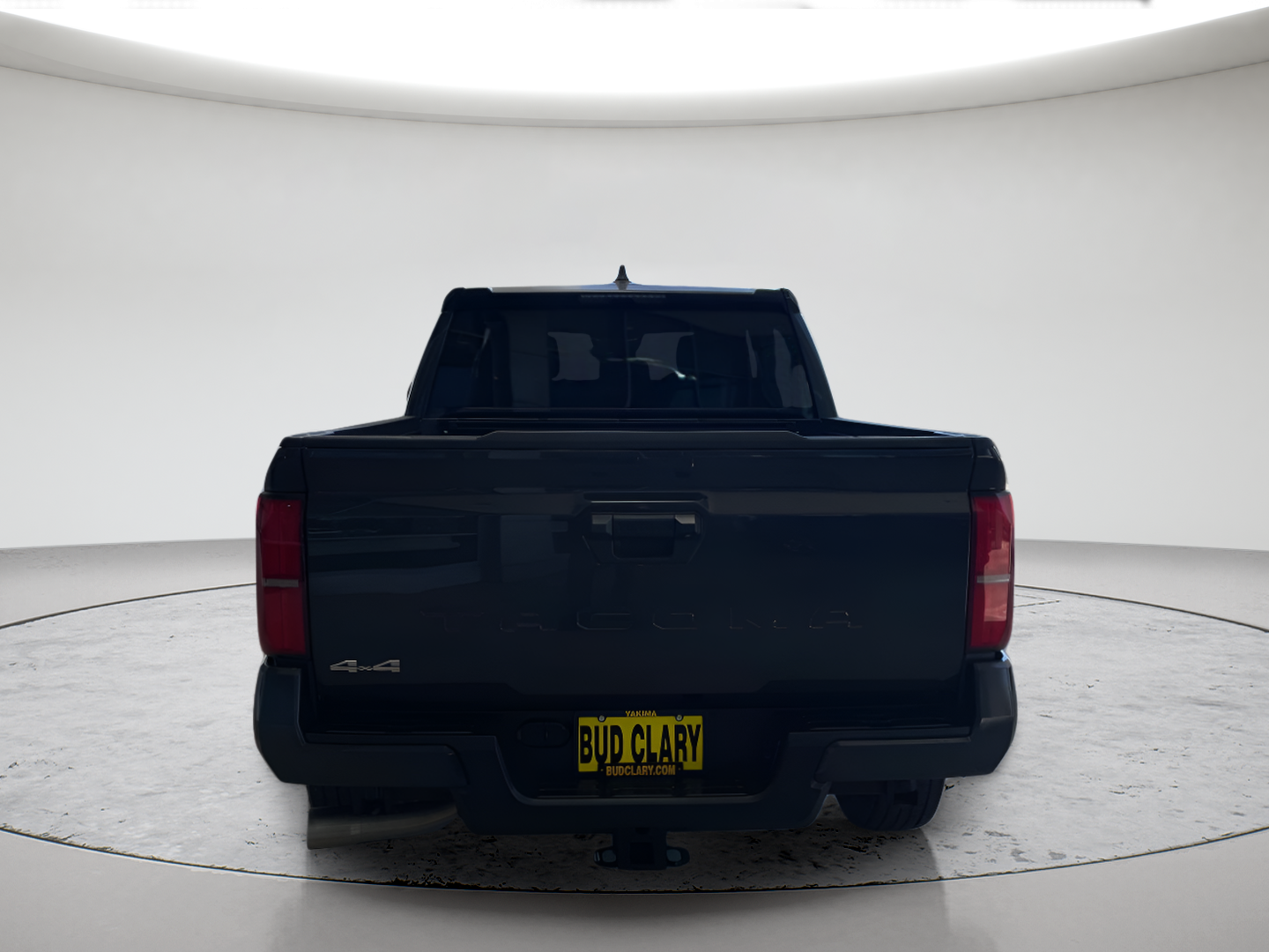 Certified Used 2024  Toyota SR5 image 4