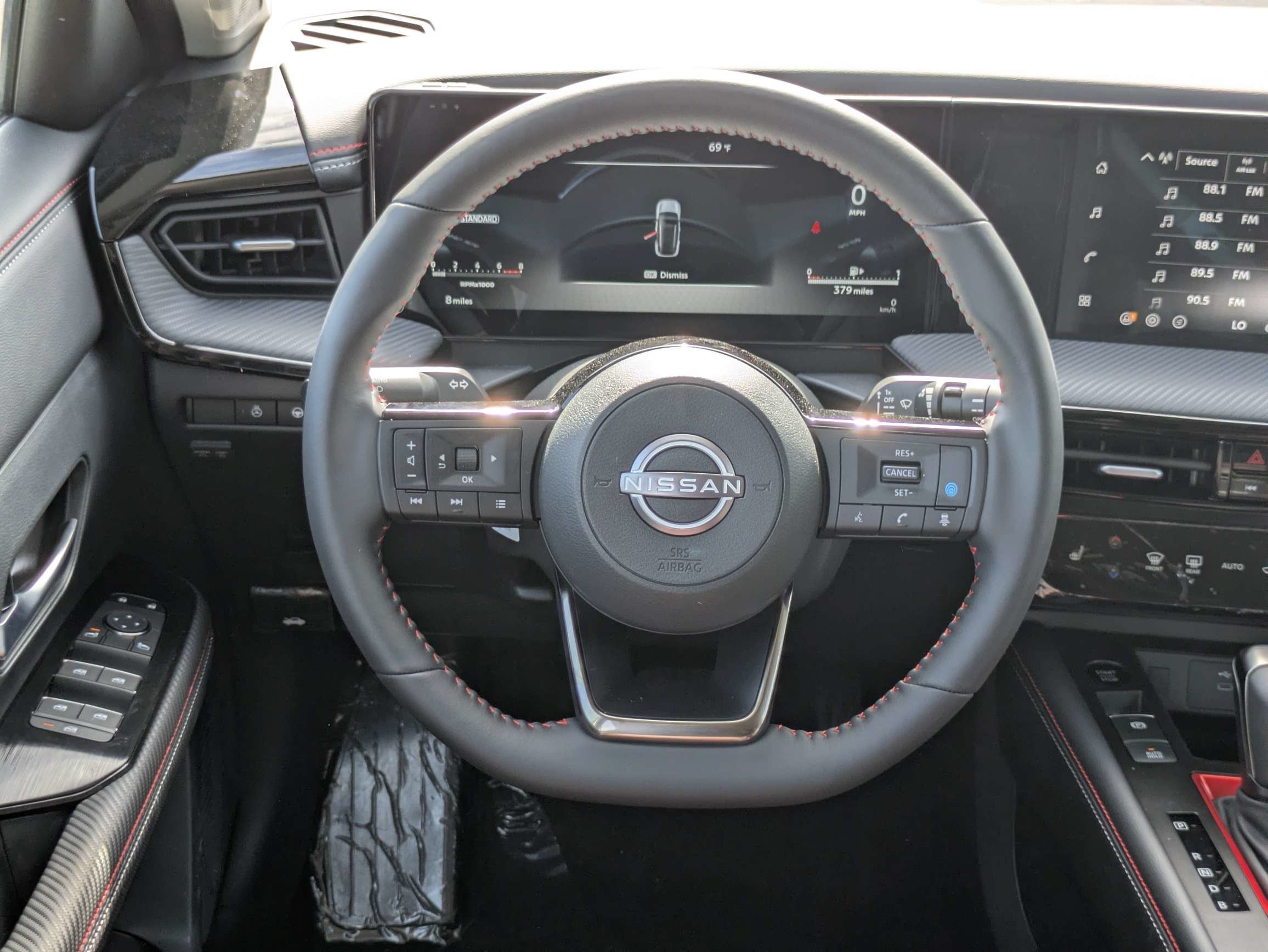 New 2026 White Nissan SR image 9