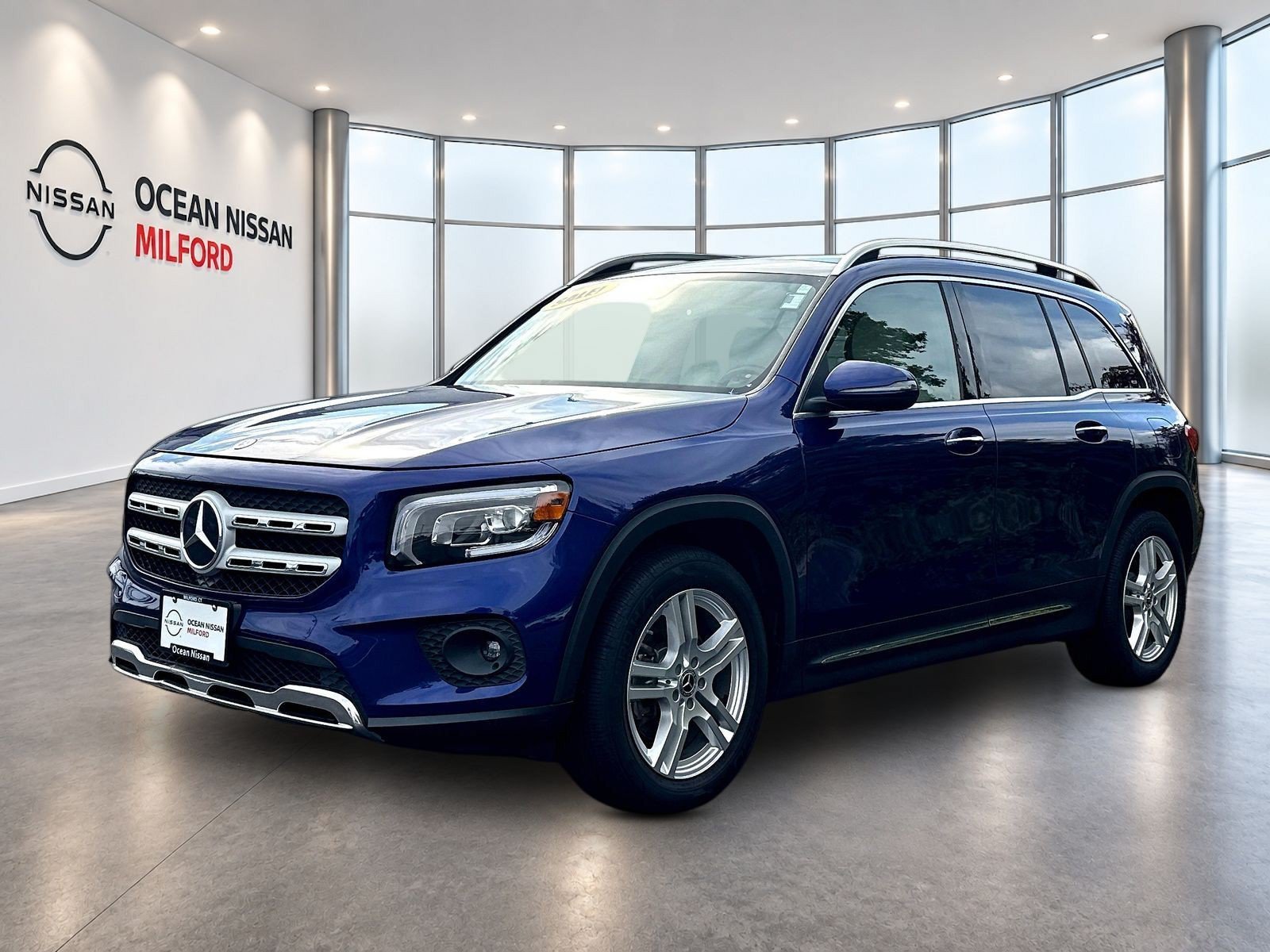 Used 2022 Galaxy Blue Metallic Mercedes-Benz GLB 250 image 1