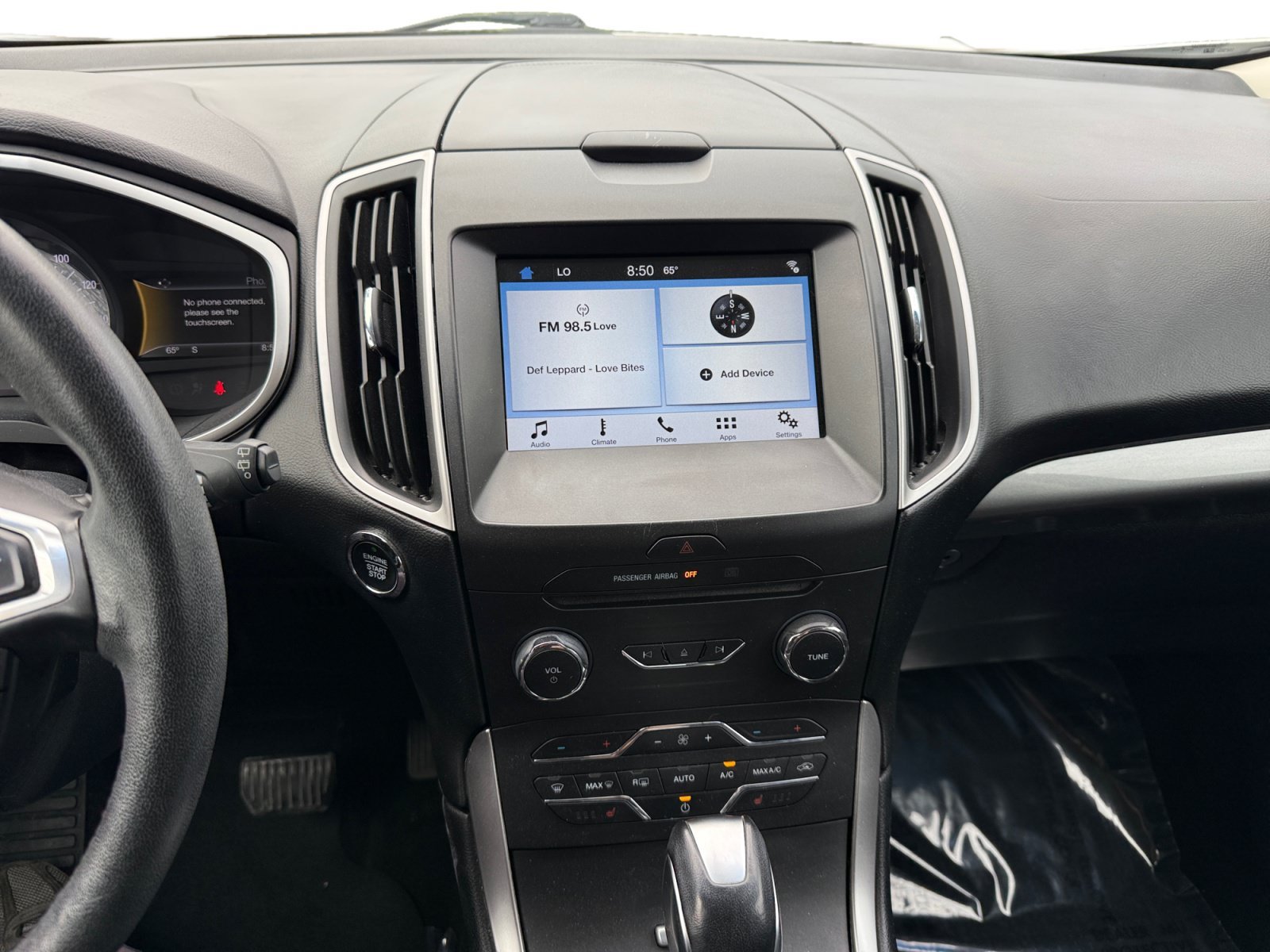 Used 2016 Oxford White Ford SEL image 12