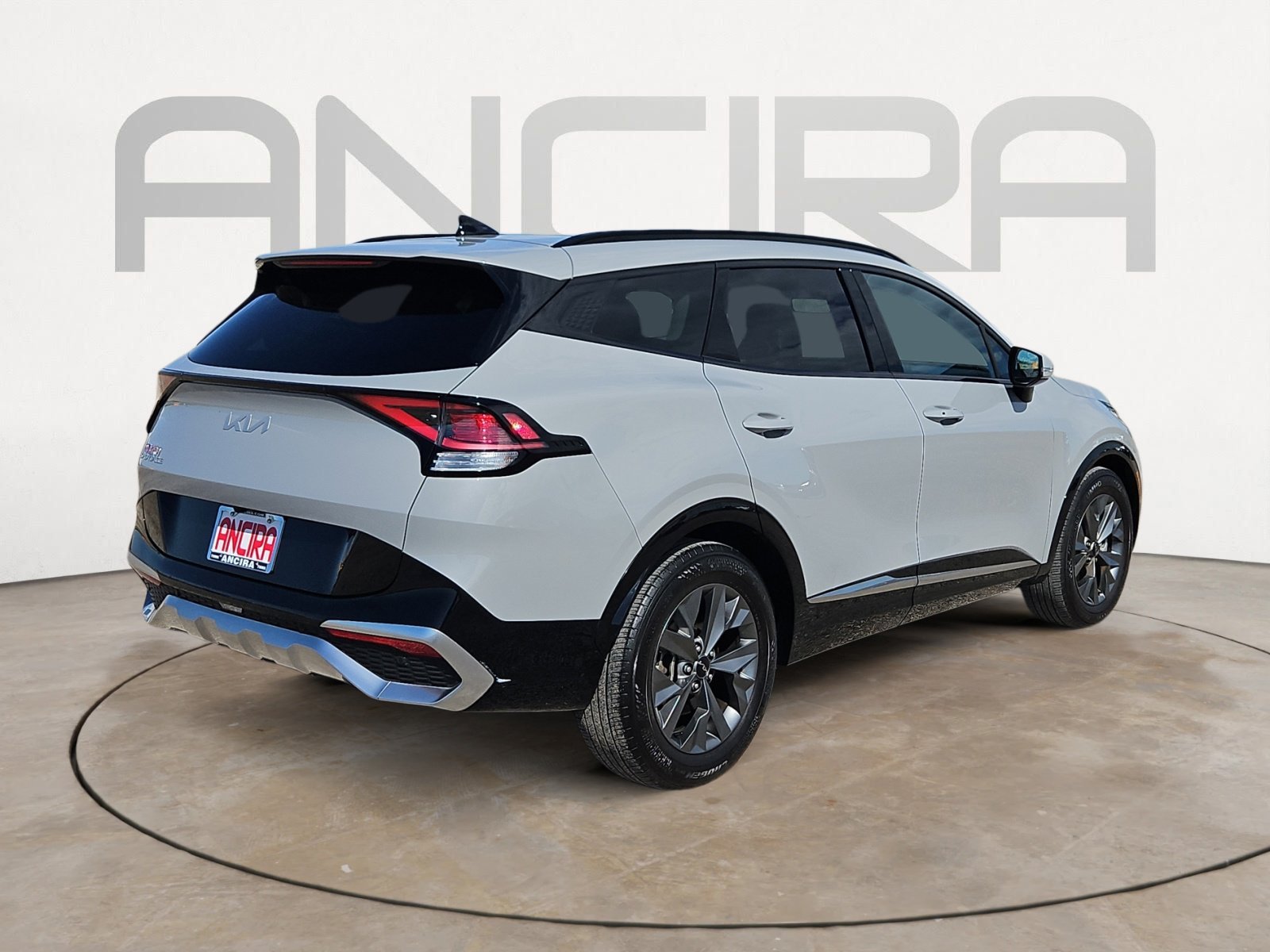 Used 2024 Wolf Gray Kia SX image 9