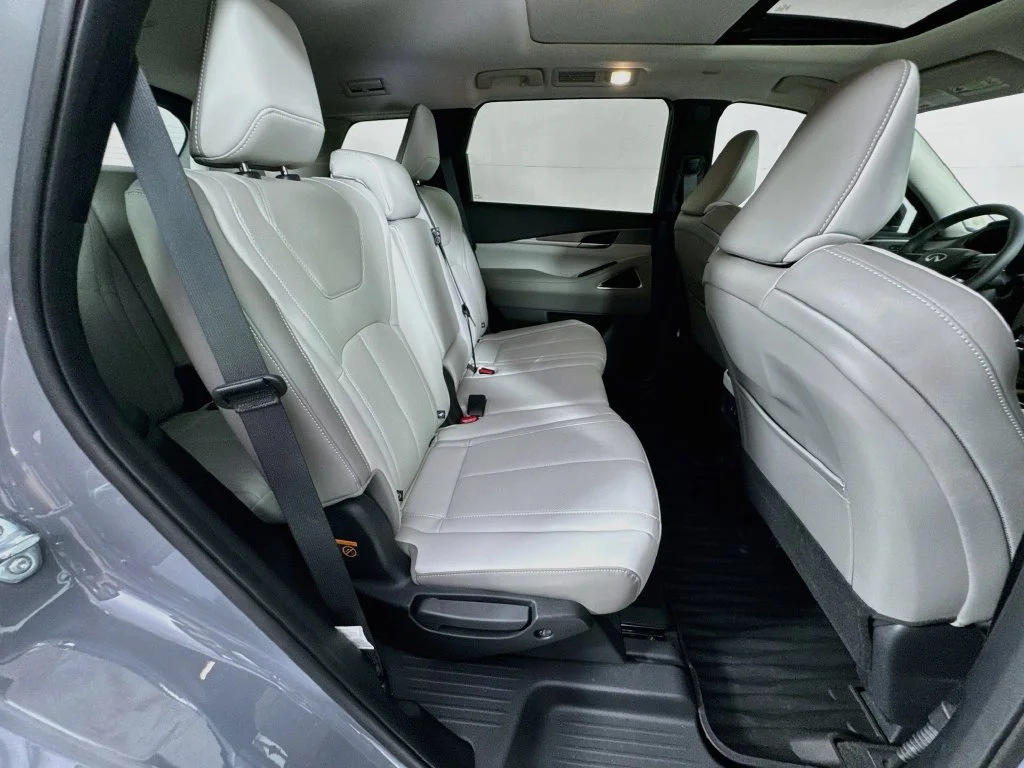 Certified Used 2027 Gray INFINITI LUXE image 39