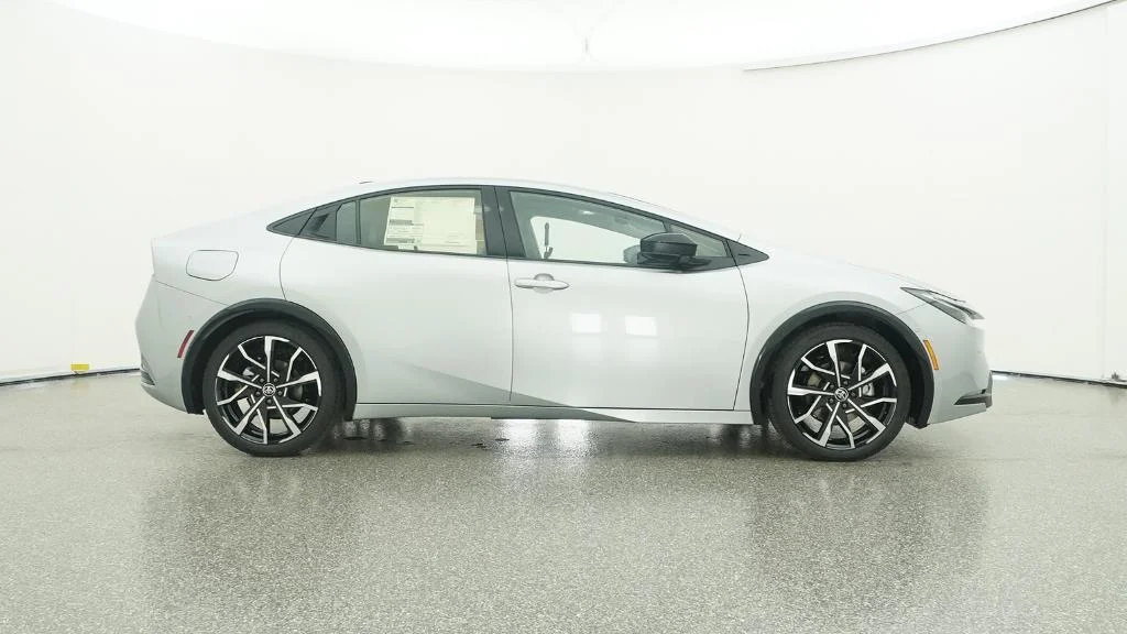 New 2026 Cutting Edge Toyota XSE Premium image 2