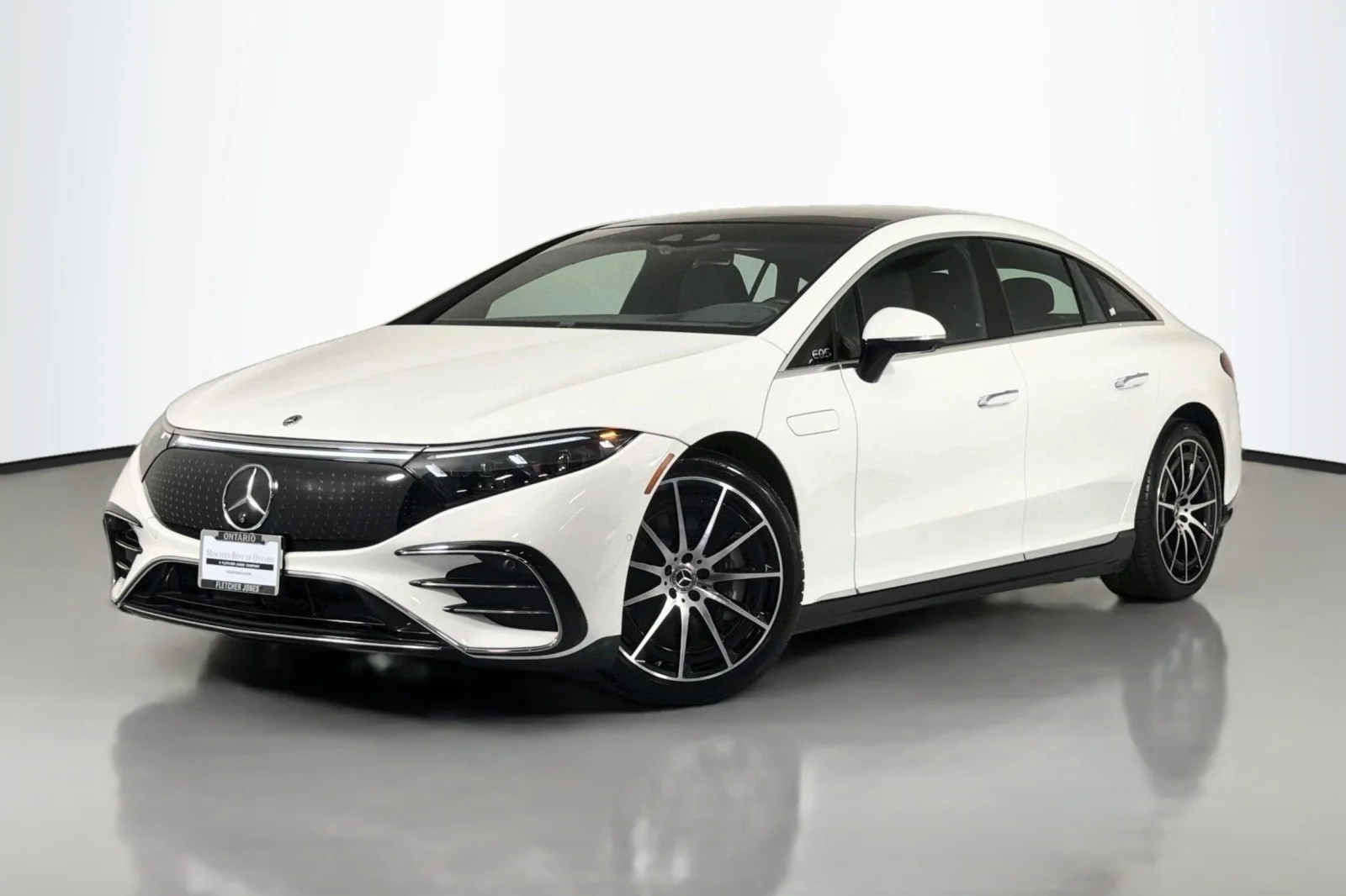 Certified Used 2022 Polar White Mercedes-Benz 580 image 1
