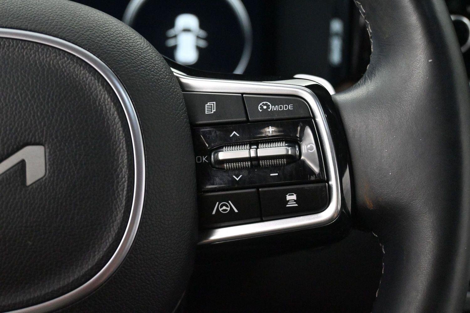 Used 2023 Wolf Gray Kia X-Line SX Prestige image 20