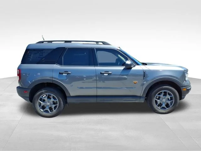 Used 2022 Gray Ford Badlands image 12