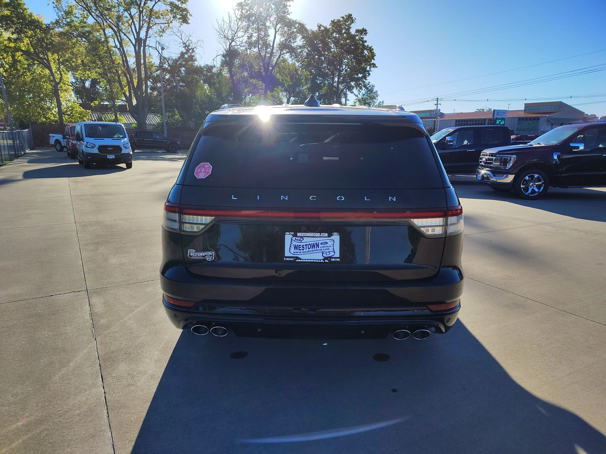 Used 2025 Infinite Black Metallic Lincoln Reserve image 5