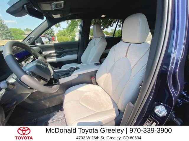 Used 2026  Toyota MAX Limited image 11