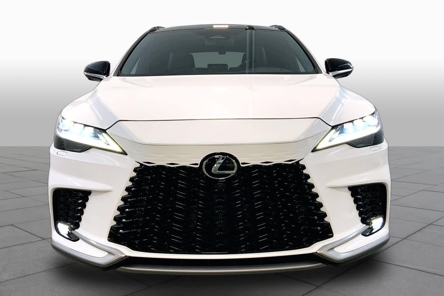 Used 2023 Ultra White Lexus F SPORT Handling image 3