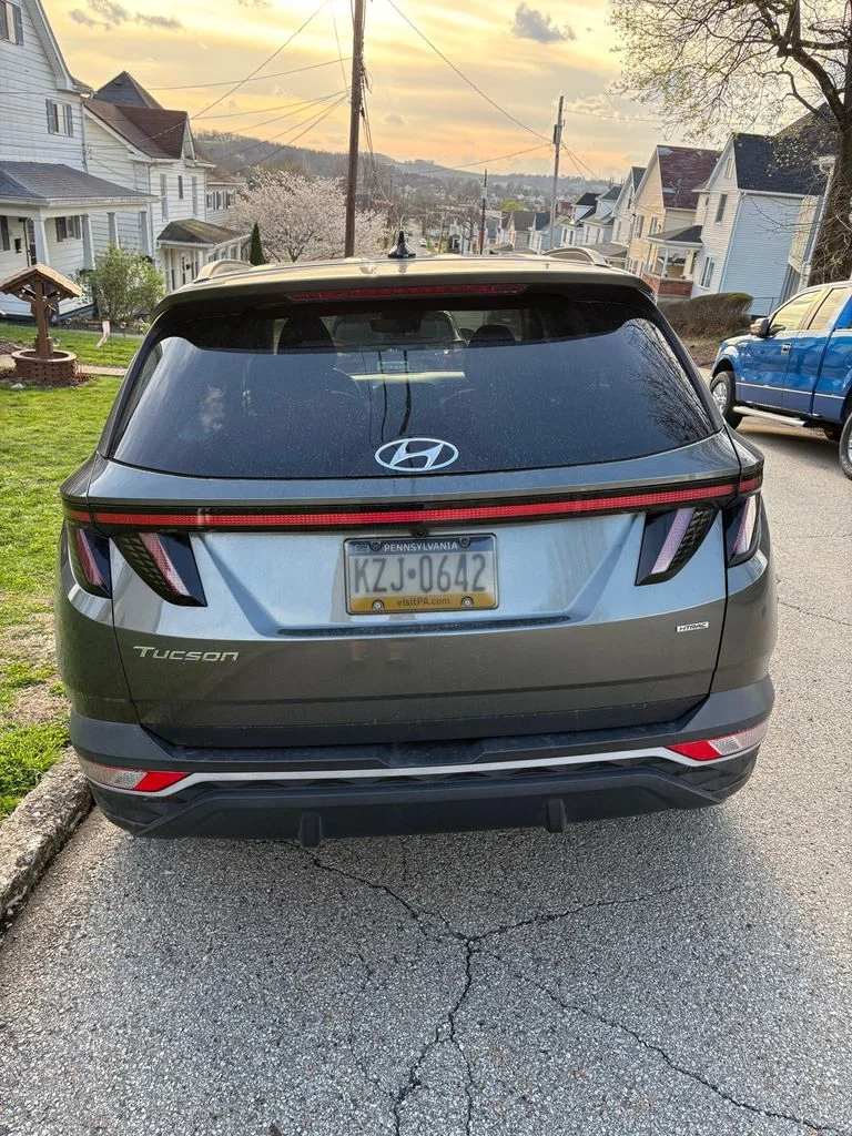 Used 2022 Gray Hyundai SEL image 30