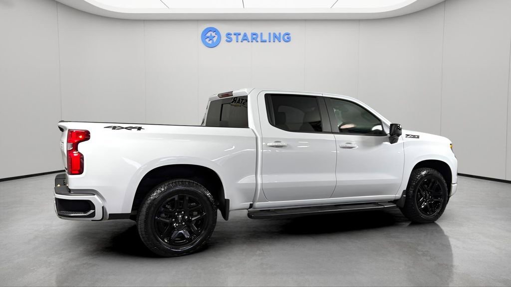 Certified Used 2025 Summit White Chevrolet RST image 10