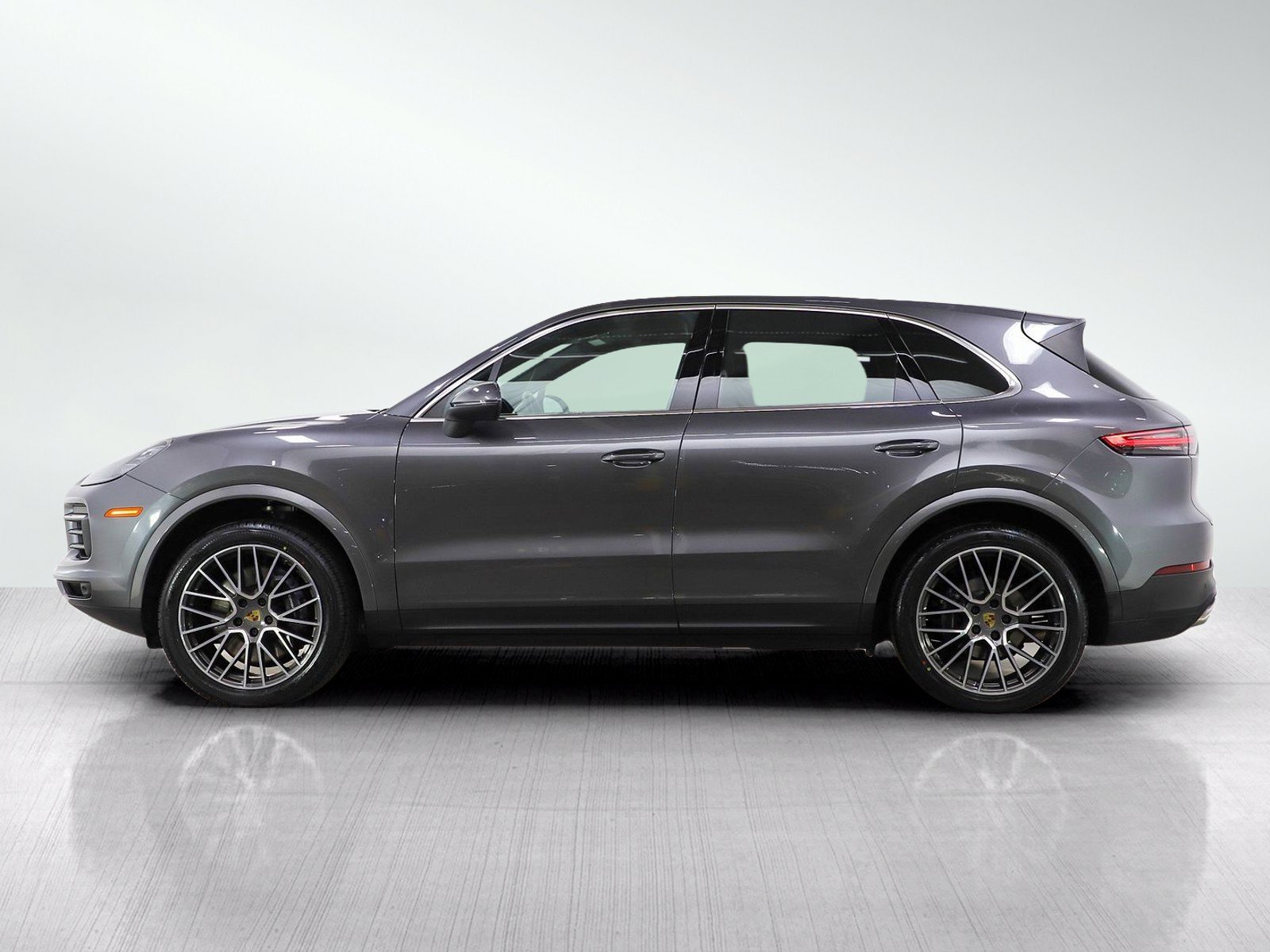 Used 2021 Porsche Cayenne Base with VIN WP1AA2AY8MDA00956 for sale in South Saint Paul, Minnesota