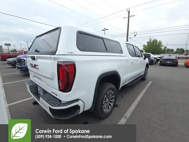 Used 2022  GMC AT4 image 3
