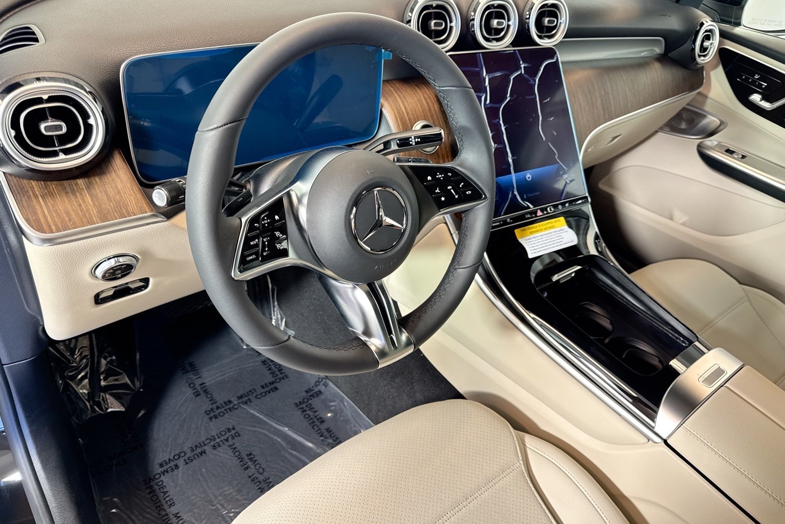 New 2026 Black Mercedes-Benz GLC 300 image 6