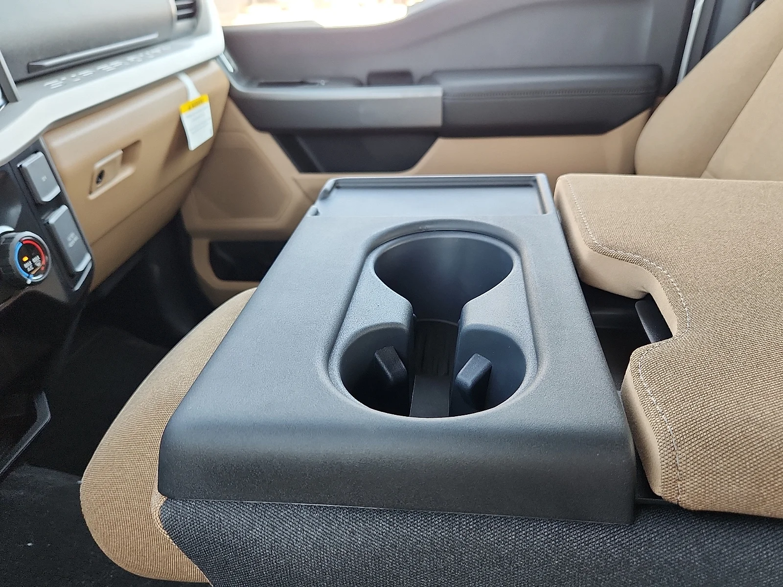 New 2027 Oxford White Ford XLT image 25