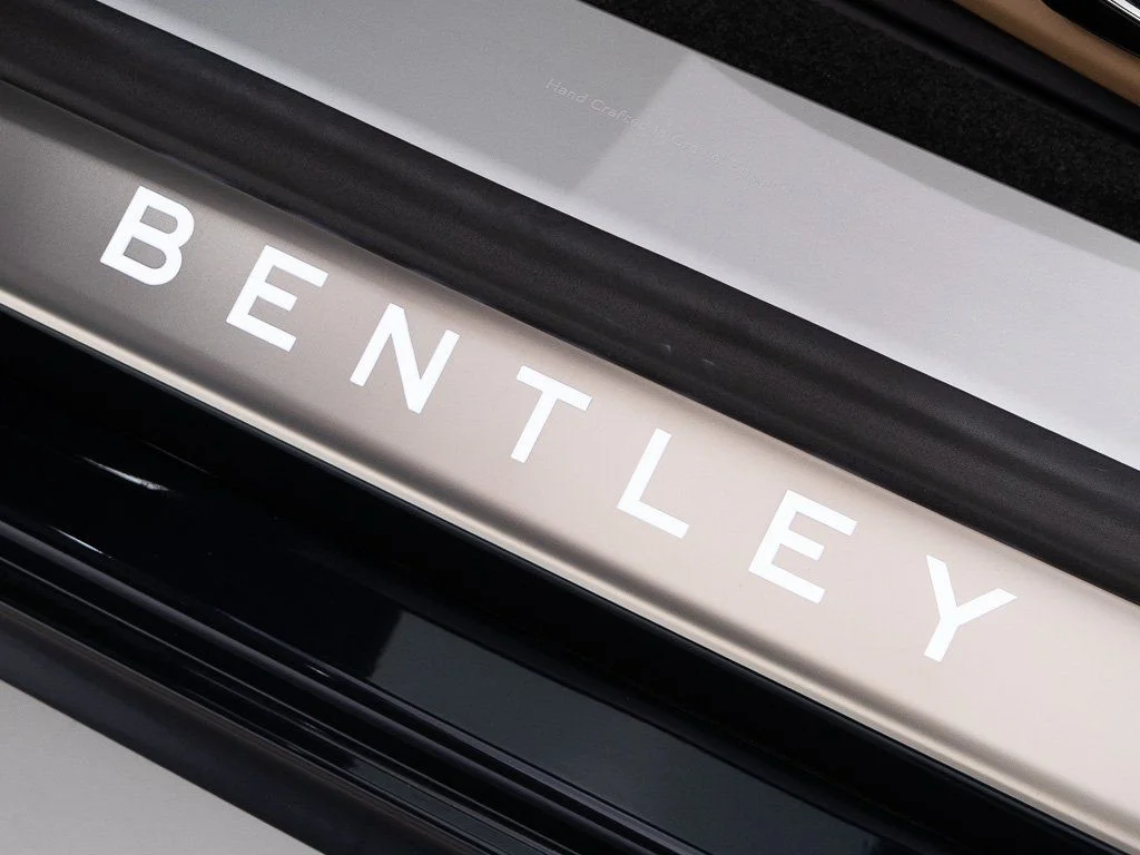 New 2026 Dark Sapphire Bentley  image 21