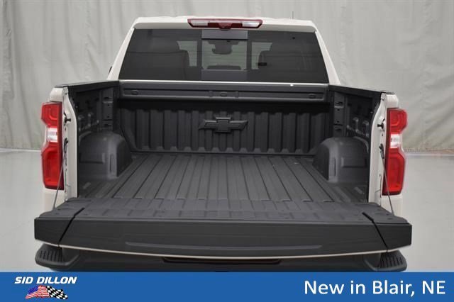 2026 Chevrolet Silverado 1500 ZR2 - Photo 12