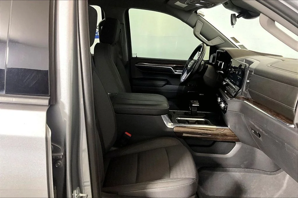 Certified Used 2023 Sterling GMC Elevation image 6