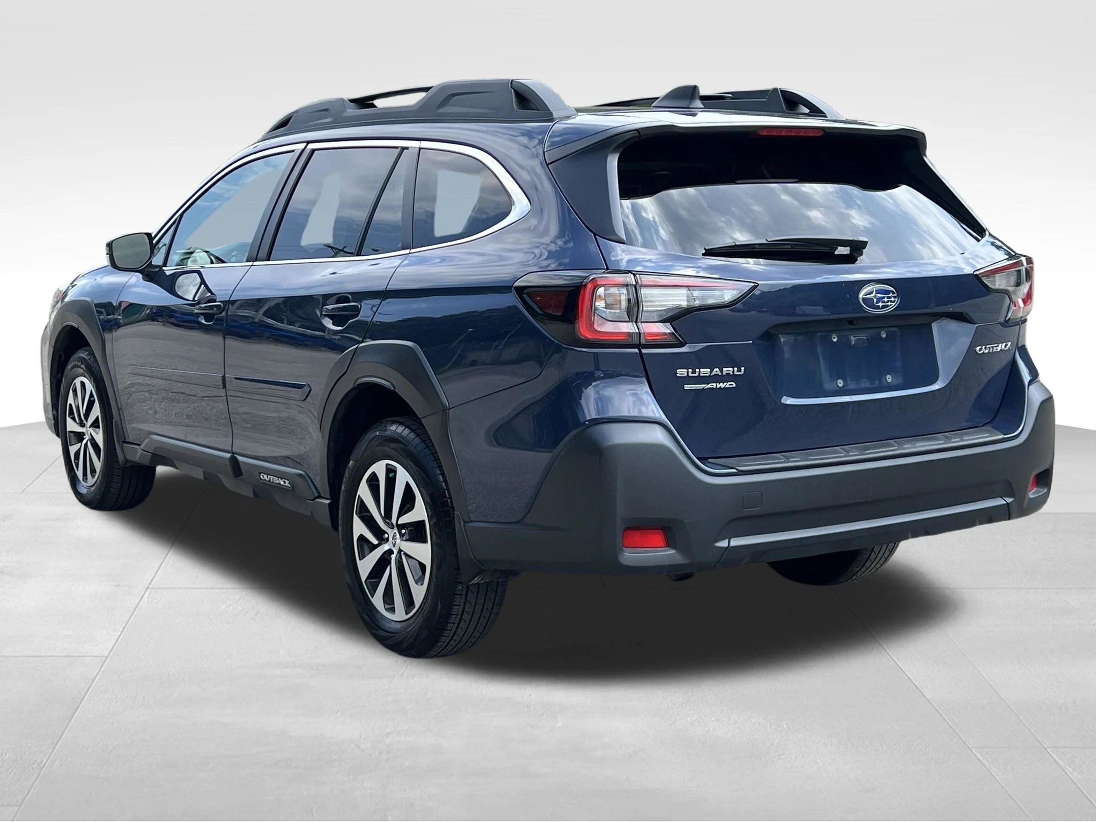 Used 2025 Blue Subaru Premium image 9