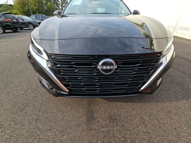 Used 2024 Black Nissan 2.5 SL image 34