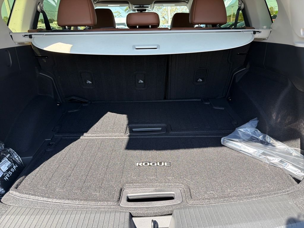 New 2026 Nissan Rogue Platinum 4D Sport Utility
