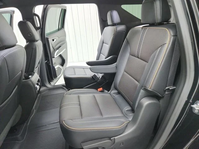 Used 2026 Black Chevrolet High Country image 34