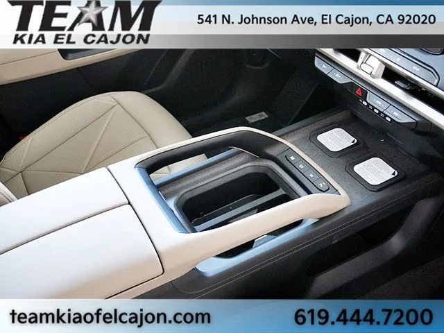 New 2027 Silver Kia EX image 13