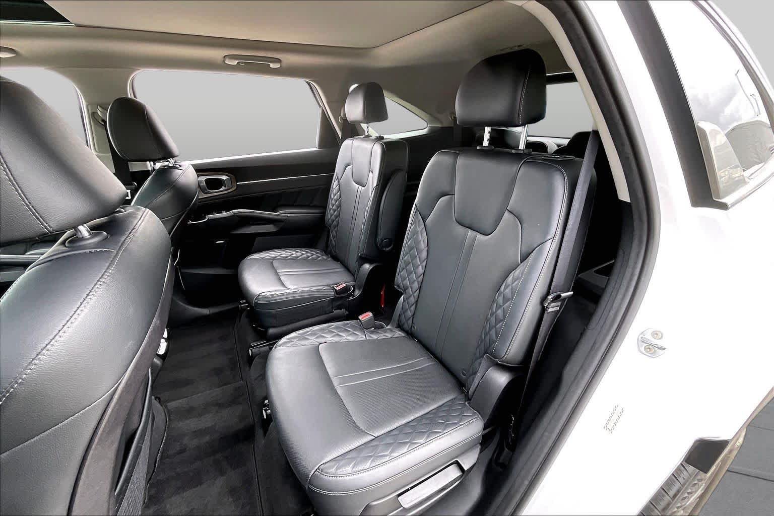 Used 2022 Glacial White Pearl Kia X-Line SX Prestige image 20