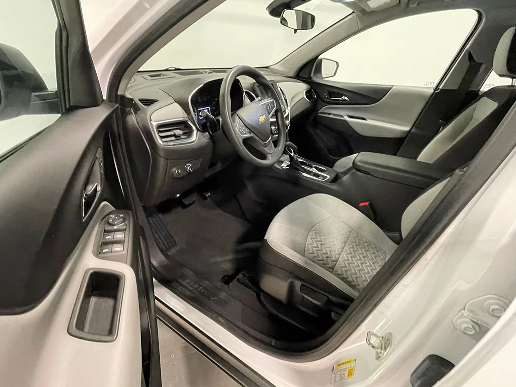 Used 2024 White Chevrolet LS image 18
