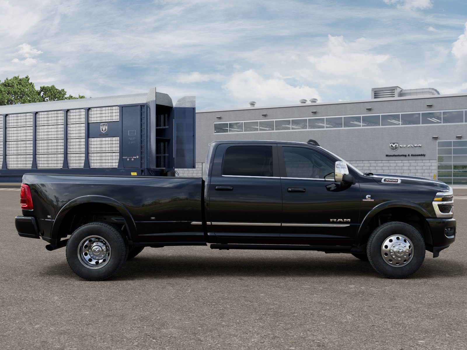 New 2027 Diamond Black Crystal Pearlcoat RAM Limited image 12