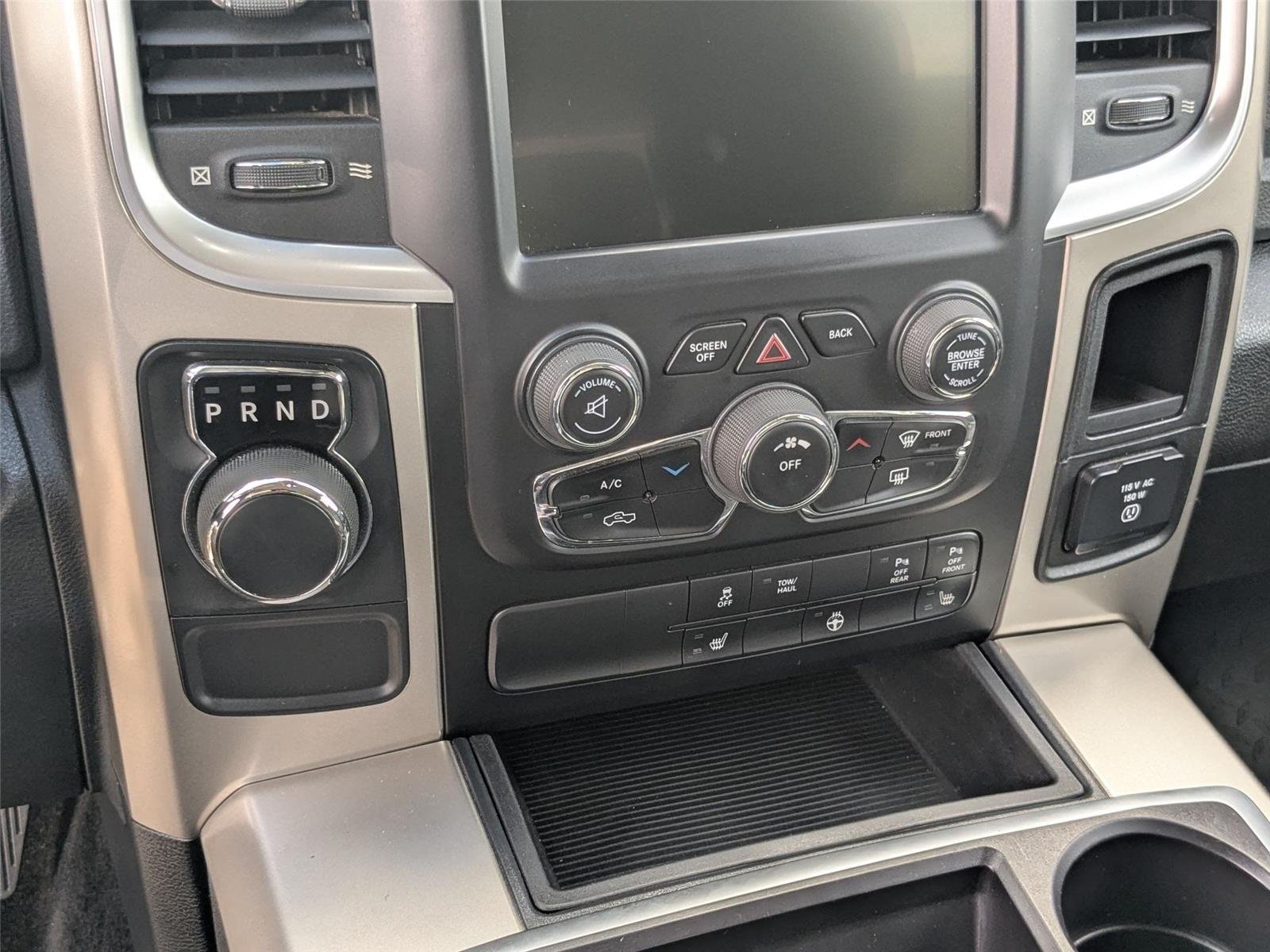 Used 2014 Bright White Clearcoat Ram Big Horn image 19