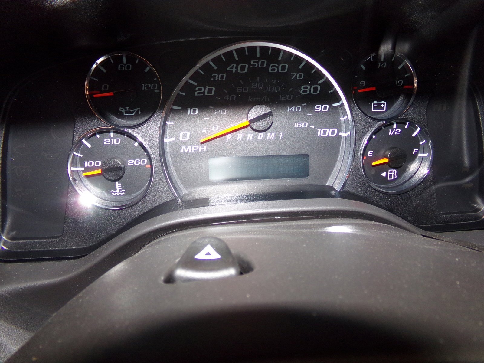 2025 GMC Savana Cargo Work Van - Photo 15