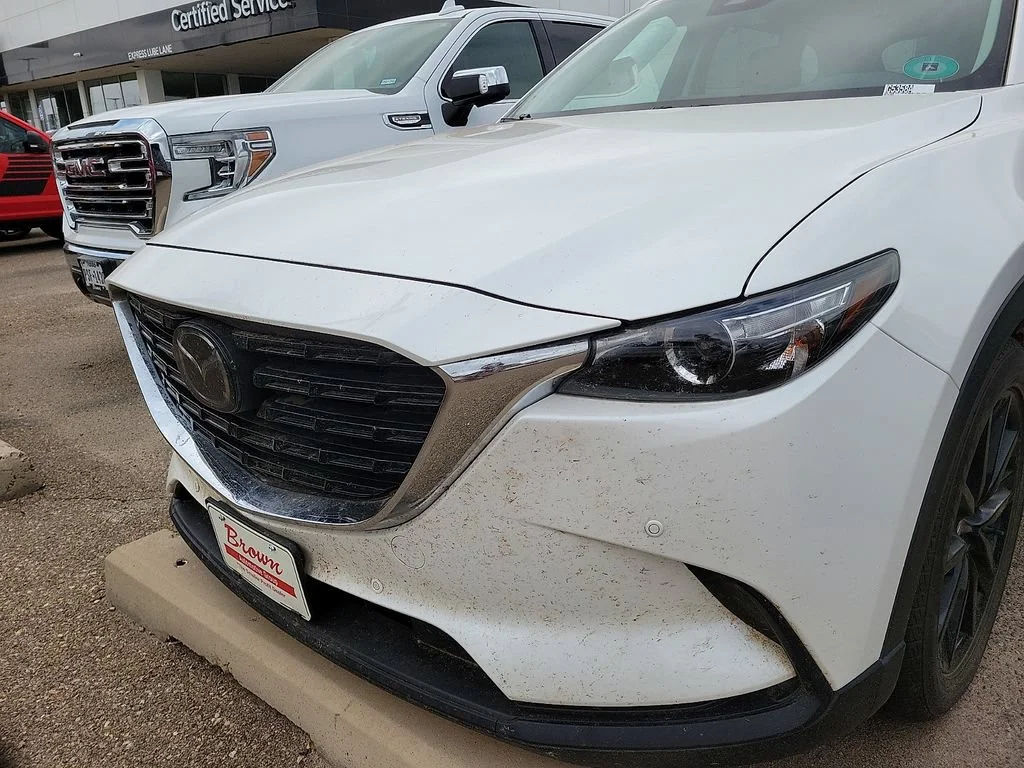 Used 2022  Mazda Touring Plus image 4