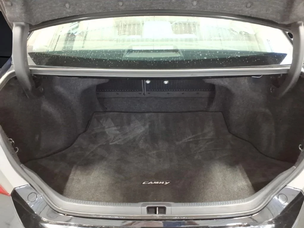 Used 2015 Attitude Black Toyota LE image 15