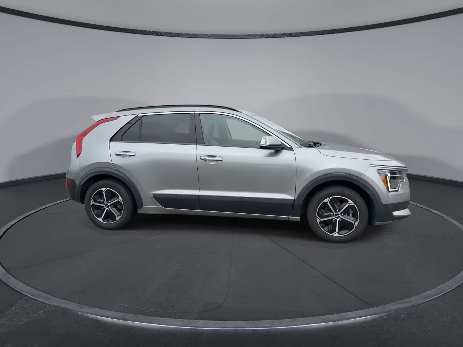 Used 2023 Steel Gray Kia EX image 9