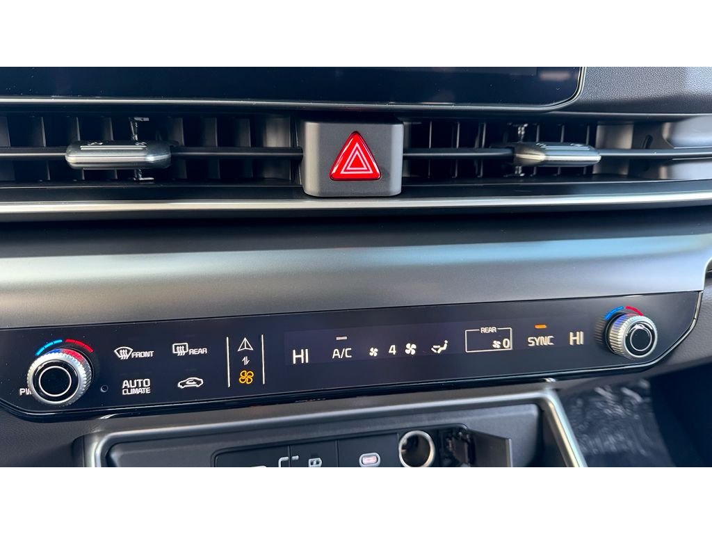 New 2026 Deep Chroma Blue Kia LXS image 20