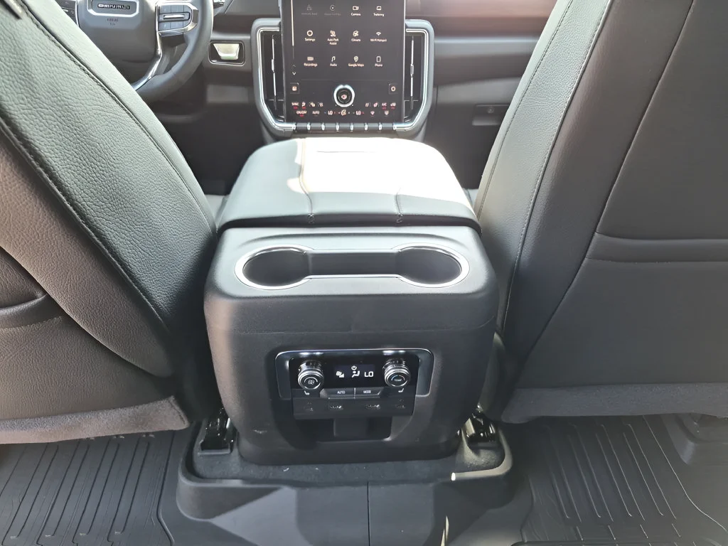 New 2026 GMC Yukon Denali, photo 32
