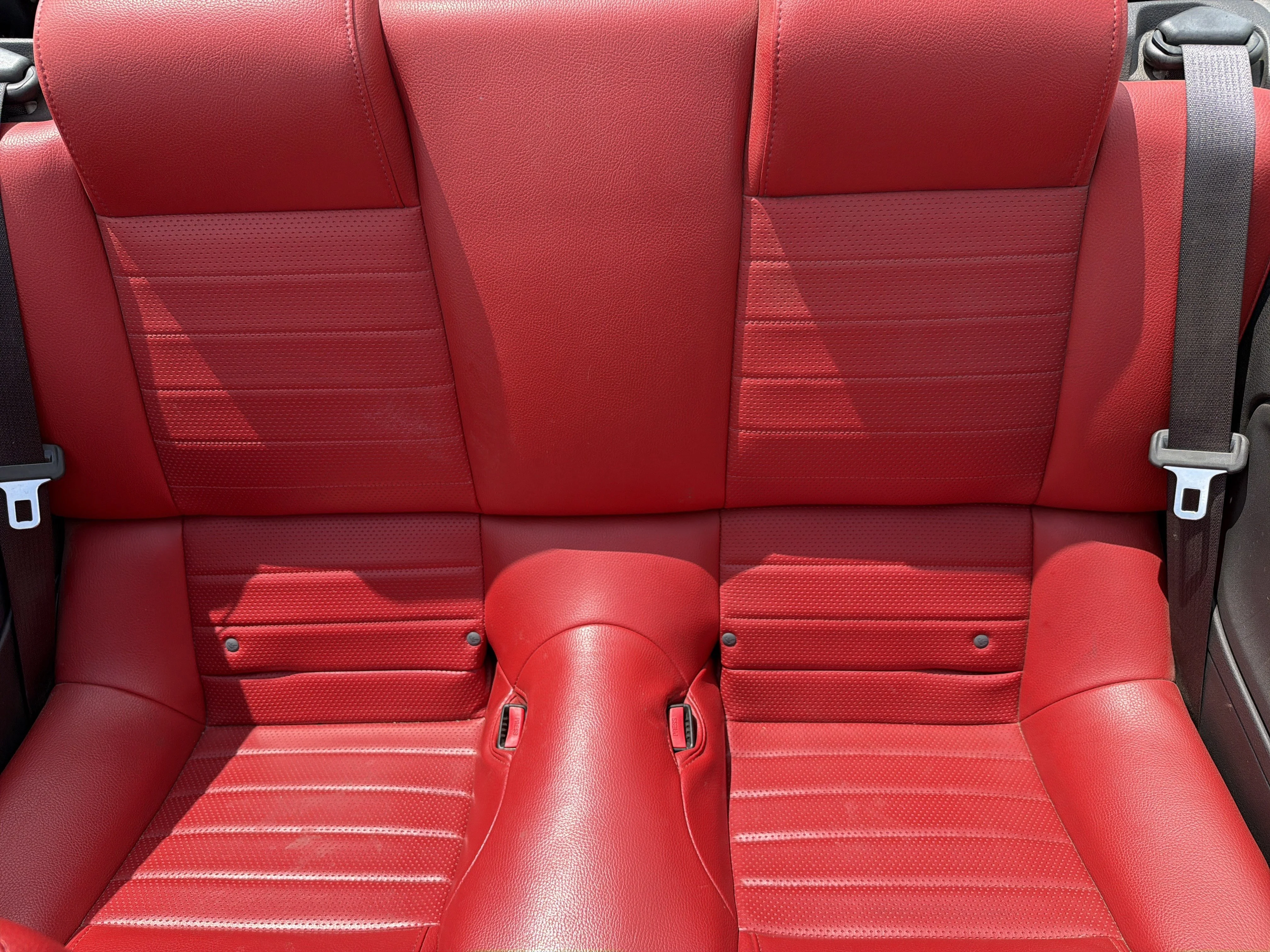 Used 2006 White Ford Standard image 14