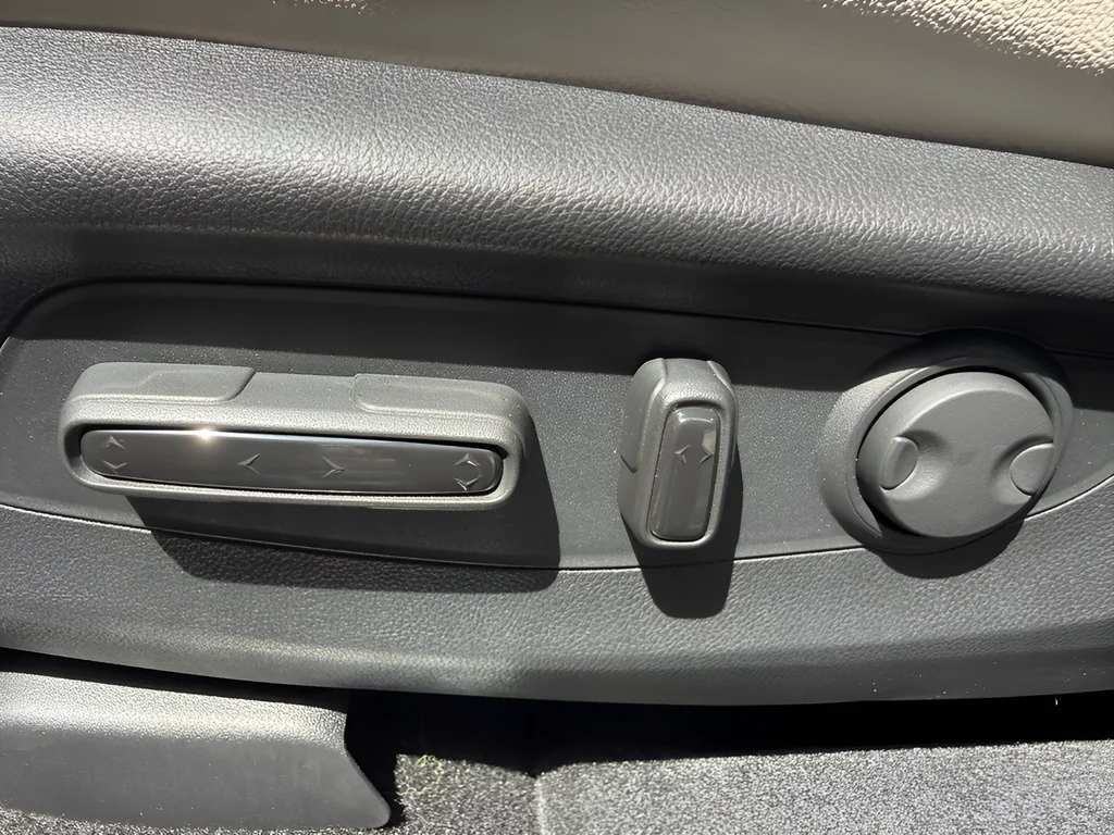2026 Honda CR-V EX-L - Photo 9