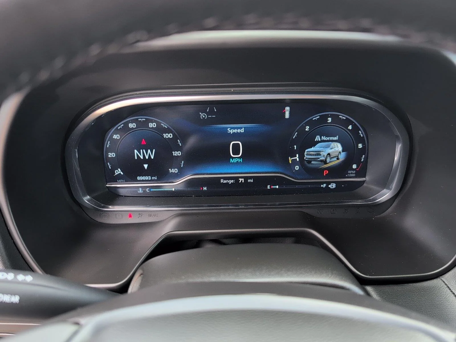Used 2024 Silver Sage Metallic Chevrolet LT image 28