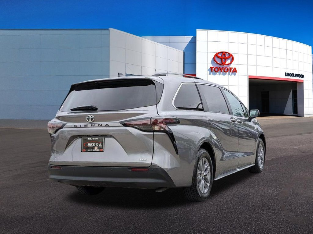 Used 2026  Toyota XLE image 12