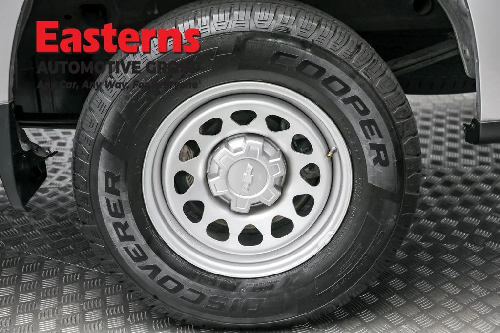 Used 2020 Silver Chevrolet WT image 8