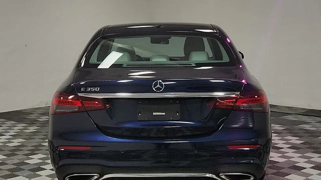 2022 Mercedes-Benz E-Class E350 - Photo 6