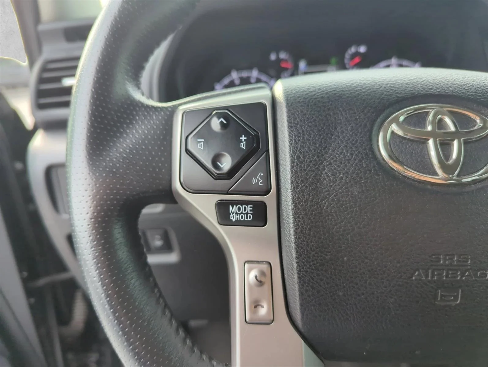 Used 2022 Midnight Black Metallic Toyota SR5 image 13