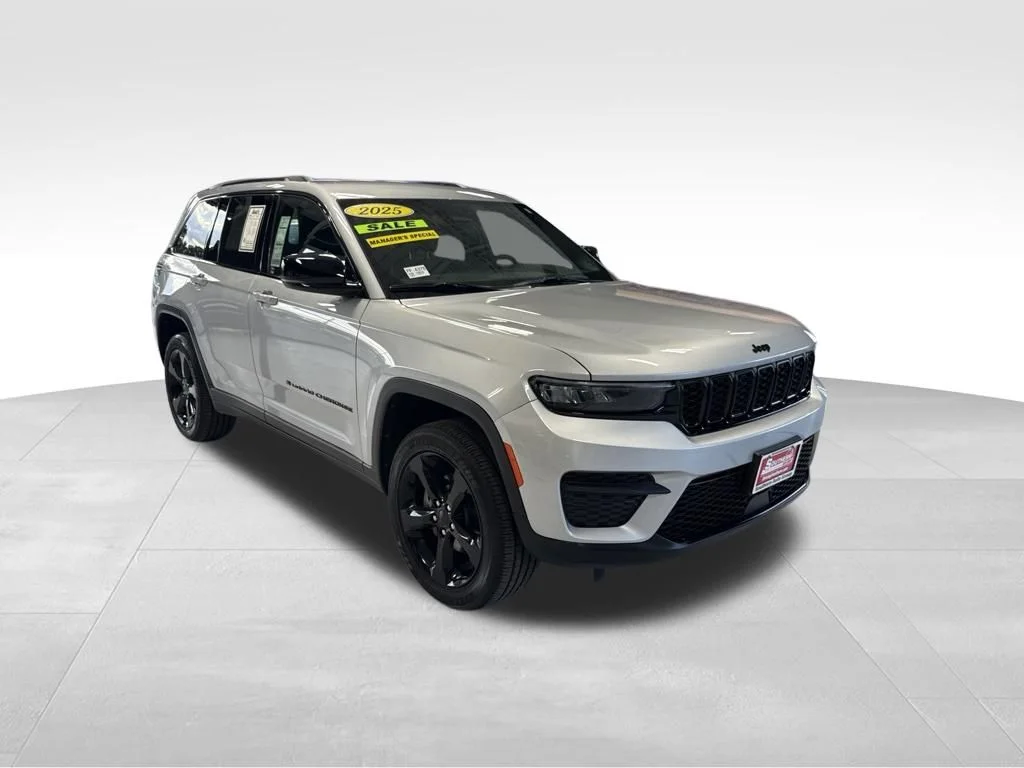 2025 Jeep Grand Cherokee Altitude - Photo 8