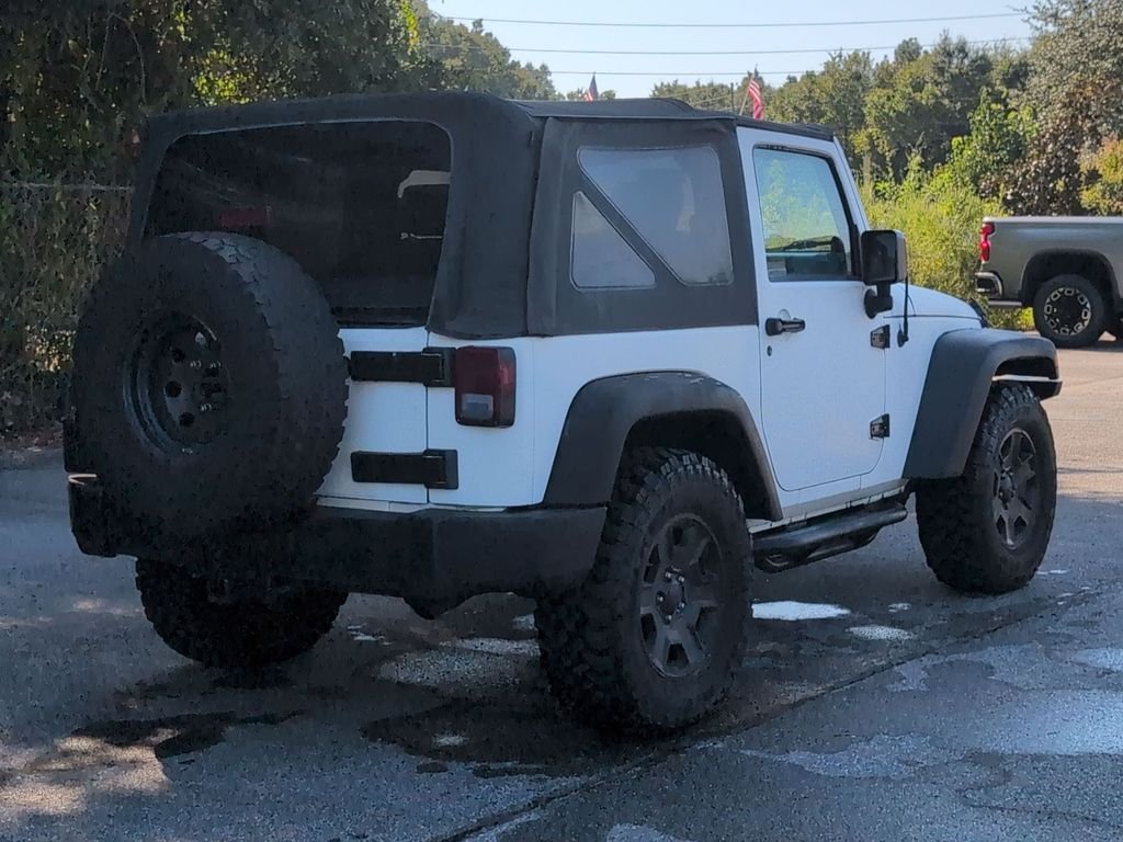 Used 2008 Green Jeep X image 5
