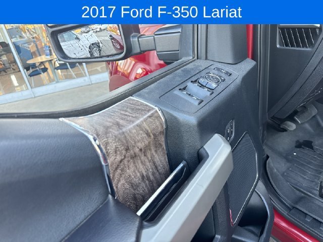Used 2017 Red Ford LARIAT image 10
