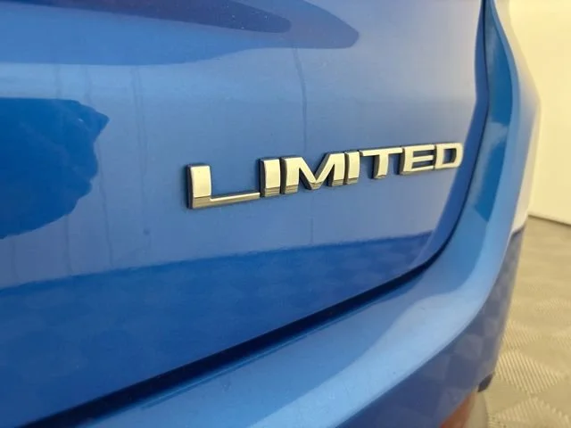 Used 2018 Laser Blue Jeep Limited image 45