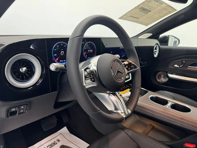 New 2027 Green Mercedes-Benz  image 40