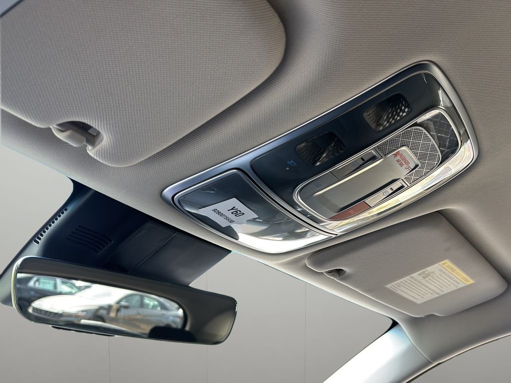 2026 GENESIS GV70 Standard - Photo 31